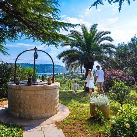 شقة House Olive Garden سترونجان المظهر الخارجي الصورة