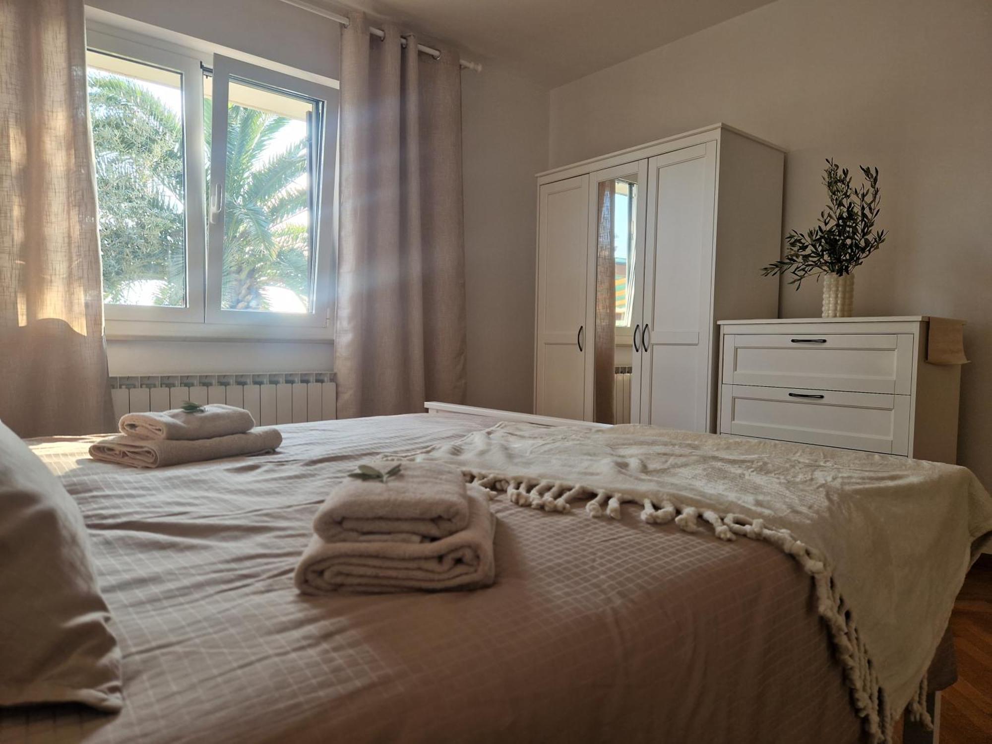 شقة House Olive Garden سترونجان المظهر الخارجي الصورة